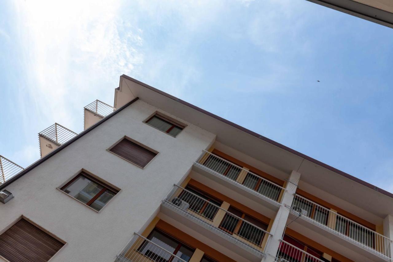 Attico In Centro A Belluno - Marmolada Apartamento Exterior foto